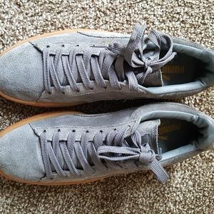 Puma suede size 7.5 men
